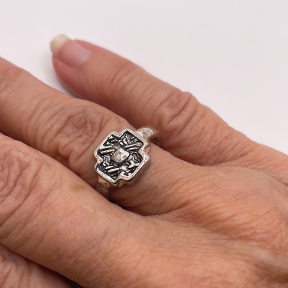 Napier Signed Silver Tone Ring Size 9